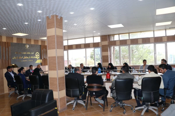 برگزاری شورای آموزشی دانشگاه فرهنگیان کرمان باحضور مدیرکل ومعاونین آموزش وپرورش استان 6