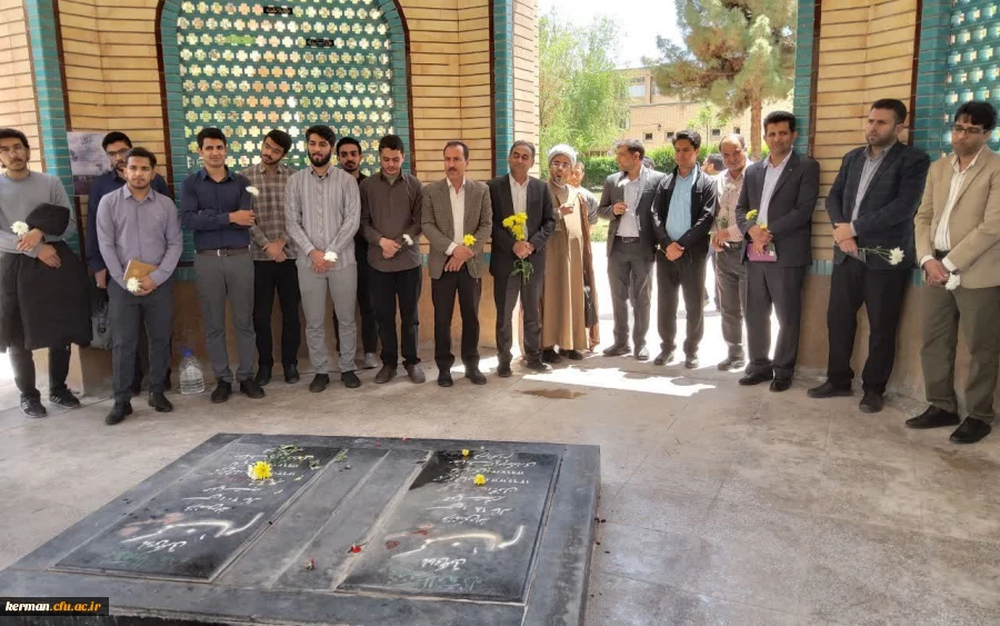 تجدید میثاق دانشگاهیان دانشگاه فرهنگیان استان کرمان با آرمان های امام راحل وشهدا  3