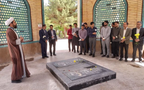 تجدید میثاق دانشگاهیان دانشگاه فرهنگیان استان کرمان با آرمان های امام راحل وشهدا  4