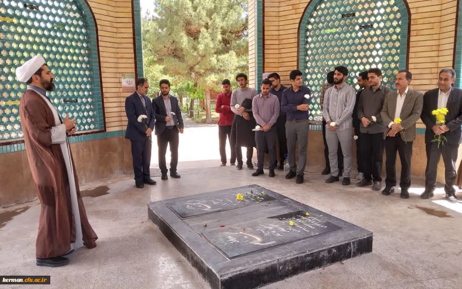 تجدید میثاق دانشگاهیان دانشگاه فرهنگیان استان کرمان با آرمان های امام راحل وشهدا  4