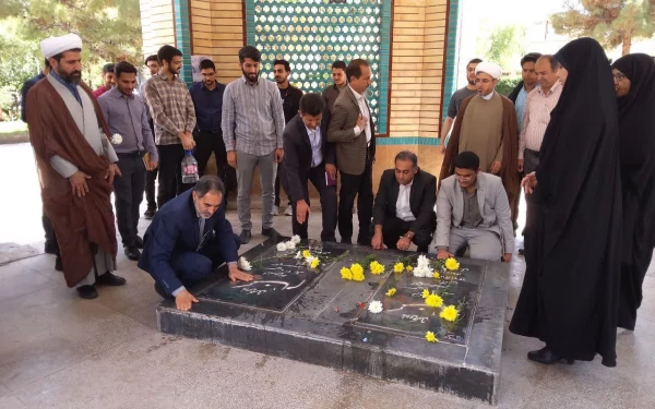 تجدید میثاق دانشگاهیان دانشگاه فرهنگیان استان کرمان با آرمان های امام راحل وشهدا  6