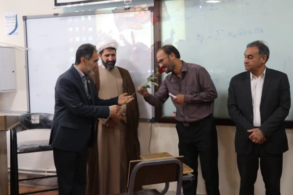 آیین تجلیل و تکریم از مقام معلم واستاد در پردیس  خواجه نصیرالدین طوسی (برادران)  2