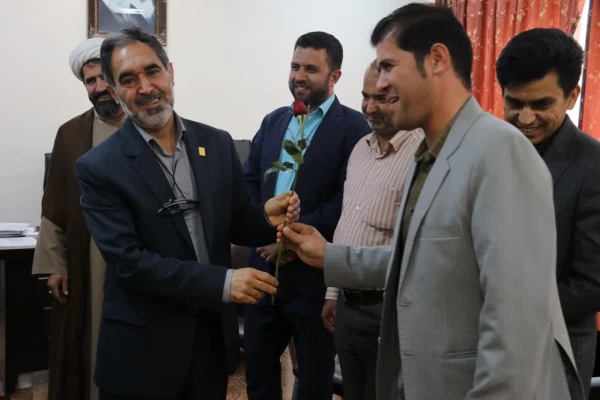 تجلیل از همکاران حوزه آموزش پردیسهای دانشگاه فرهنگیان استان کرمان  4