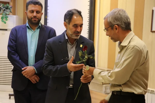 تجلیل از همکاران حوزه آموزش پردیسهای دانشگاه فرهنگیان استان کرمان  5