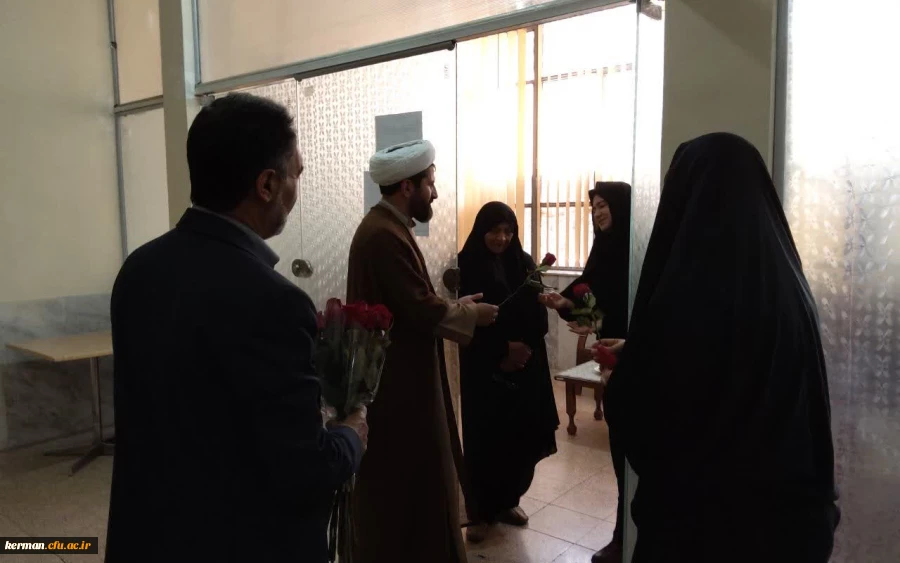 تجلیل از همکاران حوزه آموزش پردیسهای دانشگاه فرهنگیان استان کرمان  7