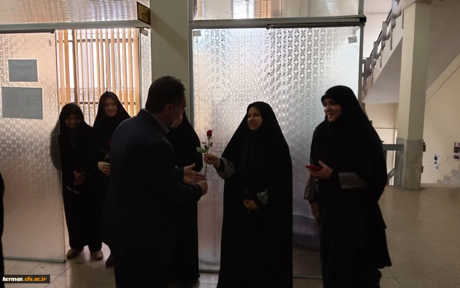 تجلیل از همکاران حوزه آموزش پردیسهای دانشگاه فرهنگیان استان کرمان  8