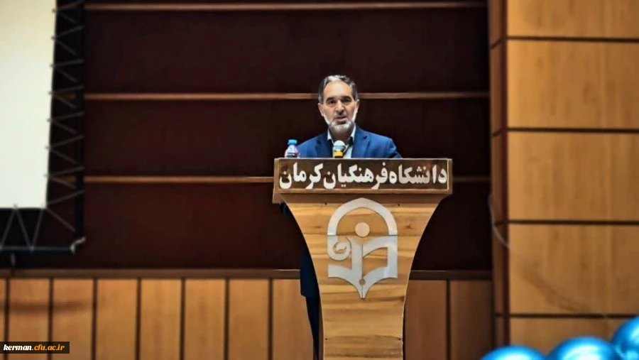 دکتر توان 
افتخار می کنم خادم دانشجو معلمان استان هستم  2