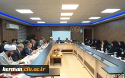 دکتر توان: 
وظیفه ما بعنوان متولیان امرتربیت معلم، بیان اهمیت واثرگزاری شغل معلمی است  2