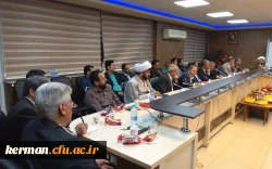 دکتر توان: 
وظیفه ما بعنوان متولیان امرتربیت معلم، بیان اهمیت واثرگزاری شغل معلمی است  2