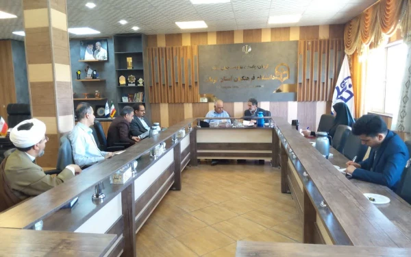 امضای  تفاهم نامه همکاری میان دانشگاه فرهنگیان استان کرمان وگروه پژوهشی فناوری وریاضیات کاربردی پردیس 2