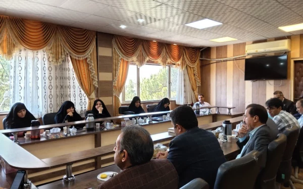 بررسی برنامه تحولی دانشگاه در نشست شورای مدیریت دانشگاه فرهنگیان استان کرمان 6