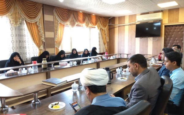 دکتر توان: 
بسیج فهم درست از اخلاص،فداکاری،ایثار وگذشت است 2