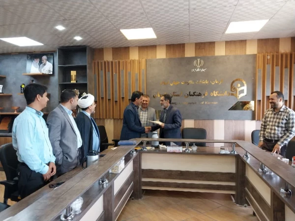 دکتر توان: 
بسیج فهم درست از اخلاص،فداکاری،ایثار وگذشت است 2