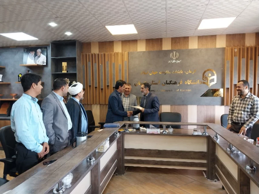 دکتر توان: 
بسیج فهم درست از اخلاص،فداکاری،ایثار وگذشت است 2