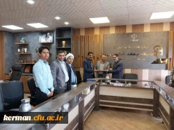 درنشست کانون بسیج اساتید دانشگاه فرهنگیان استان کرمان از مدیران روابط عمومی دانشگاه بمناسبت هفته روابط عمومی وارتباطات تقدیر بعمل آمد. 2