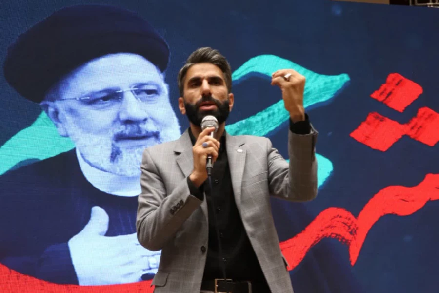 دکتر توان:
 شهید آیت الله رئیسی روحیه خدمتگزاری بدون منت به مردم را نهادینه کرد  3