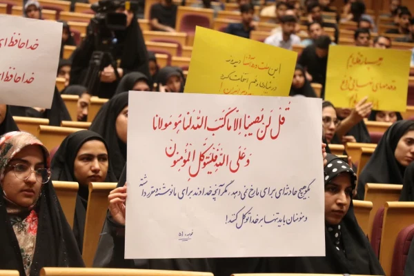 دکتر توان:
 شهید آیت الله رئیسی روحیه خدمتگزاری بدون منت به مردم را نهادینه کرد  3