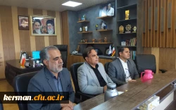 دیدار اعضای شورای شهر فهرج با رئیس دانشگاه فرهنگیان استان کرمان 3