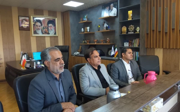 دیدار اعضای شورای شهر فهرج با رئیس دانشگاه فرهنگیان استان کرمان 3