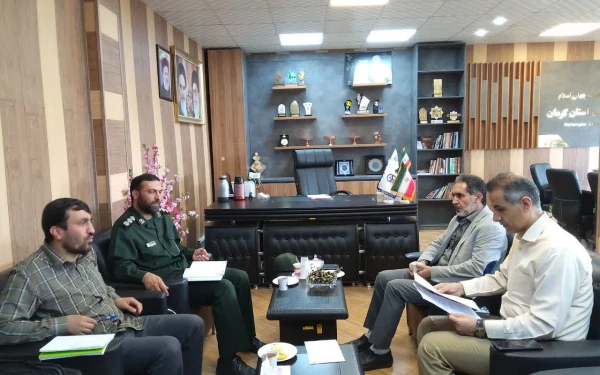 دیداررئیس دانشگاه فرهنگیان استان با مدیرکل بنیاد حفظ آثارونشر ارزش های دفاع مقدس استان کرمان 2