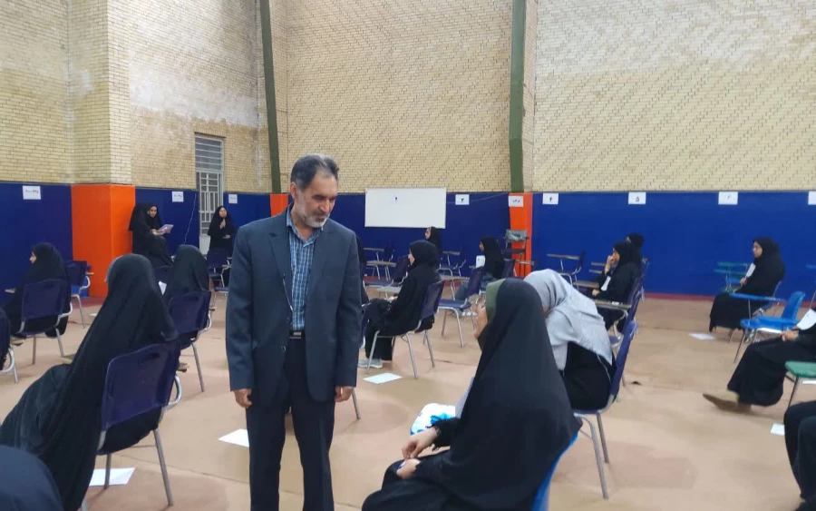 بازدید میدانی ریاست دانشگاه فرهنگیان استان از روند برگزاری امتحانات پایانی نیمسال دوم سال تحصیلی ۱۴۰۳-۱۴۰۲ در پردیس شهید باهنر 6