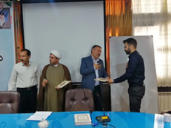 تکریم ومعارفه شورای صنفی پردیس خواجه نصیر الدین طوسی دانشگاه فرهنگیان کرمان 6