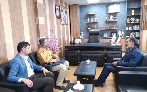 دیدار رئیس دانشگاه فرهنگیان استان با فرمانده ناحیه بسیج دانشجویی استان کرمان  3