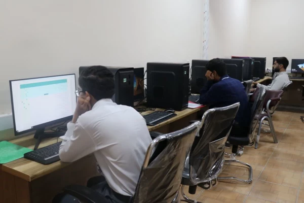 بازدیدرئیس دانشگاه فرهنگیان استان از فرآیند مصاحبه پذیرفته شدگان آزمون سراسری ۱۴۰۳  11