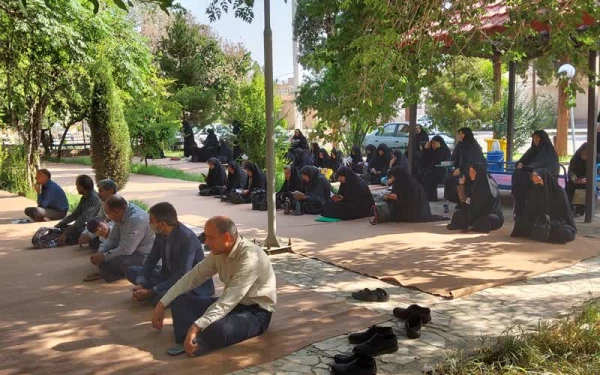 برگزاری مراسم زیارت عاشورا در پردیس شهید باهنر سایت علامه طباطبایی دانشگاه فرهنگیان کرمان  4