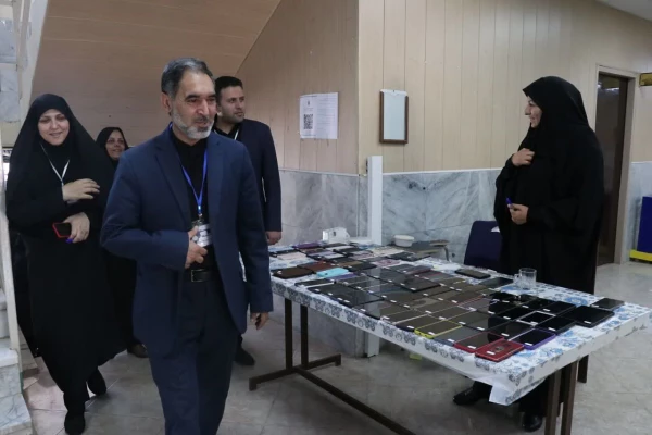 بازدید از مراحل مصاحبه داوطلبان ورود به دانشگاه فرهنگیان در پردیس شهید باهنر
 3