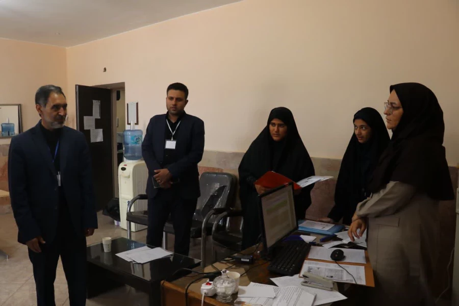 بازدید از مراحل مصاحبه داوطلبان ورود به دانشگاه فرهنگیان در پردیس شهید باهنر
 5