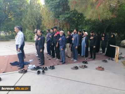 دردانشگاه فرهنگیان کرمان برگزار شد 

 مراسم قرائت زیارت عاشورا در جوار مرقد مطهر شهدای گمنام
