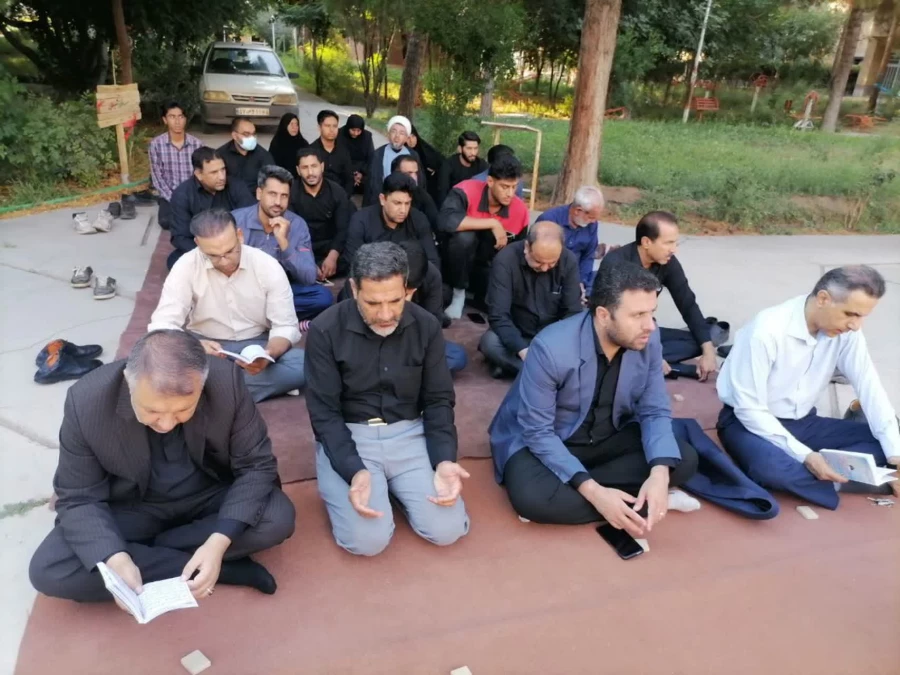 برگزاری مراسم قرائت زیارت عاشورا در دانشگاه فرهنگیان کرمان 
 4