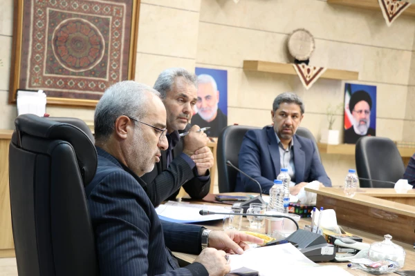 استاندار در نشست هیات امنای دانشگاه فرهنگیان استان کرمان:
 به دلیل اهمیت دانشگاه فرهنگیان، مشکلات این  مجموعه باید حل شود. 2