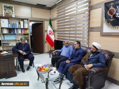 درنشست رئیس دانشگاه فرهنگیان استان و مسئولین شهرستان جیرفت مطرح شد:

تبادل نظر در خصوص راه اندازی فاز دوم مرکز جیرفت دانشگاه فرهنگیان استان کرمان