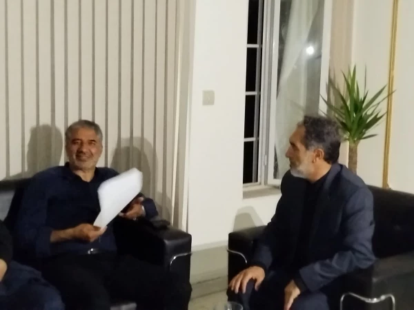 بررسی مسائل و مشکلات مرکز رفسنجان  دانشگاه فرهنگیان استان کرمان 
 5