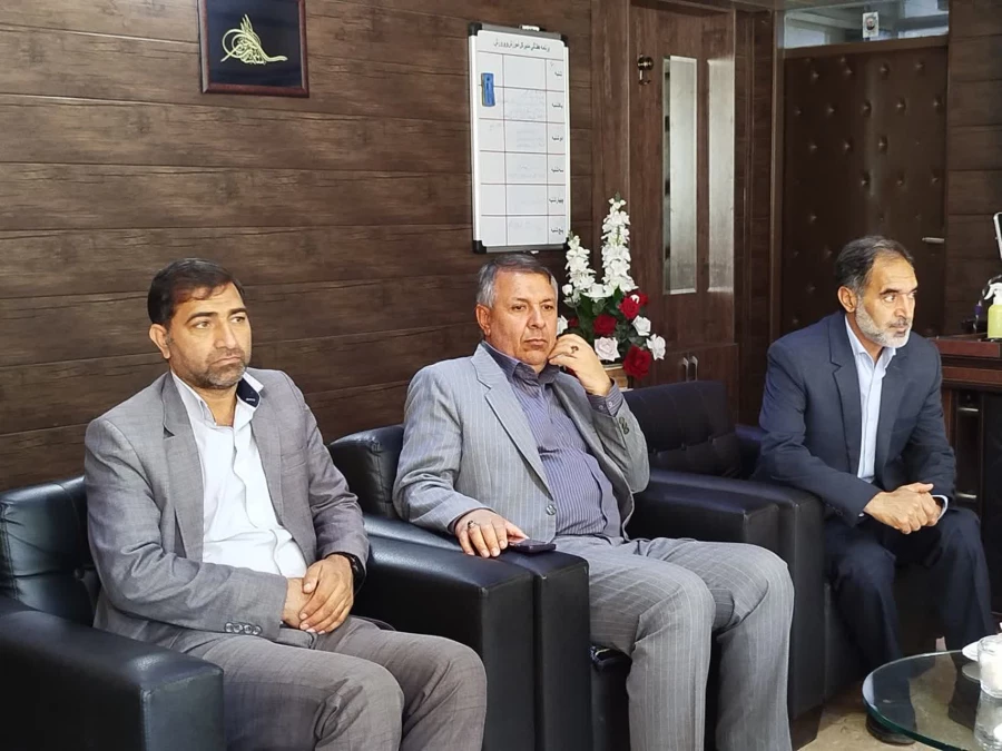 نشست مالی مسئولین دانشگاه با اداره کل آموزش و پرورش استان با حضور مدیر کل مالی سازمان مرکزی دانشگاه فرهنگیان جهت حل مشکل آزاد سازی ۴۵ درصد حقوق دانشجو معلمان 3