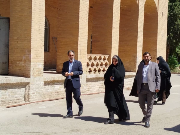 مدیر کل امورمالی دانشگاه فرهنگیان کشور از پردیس شهید باهنردانشگاه فرهنگیان کرمان بازدید کرد 2