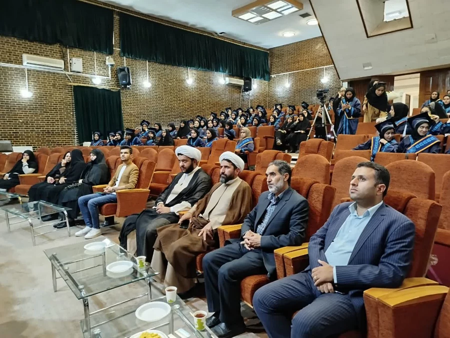 برگزاری آیین دانش آموختگی دانشجومعلمان ورودی ۹۹ پردیس شهید باهنر دانشگاه فرهنگیان کرمان 9