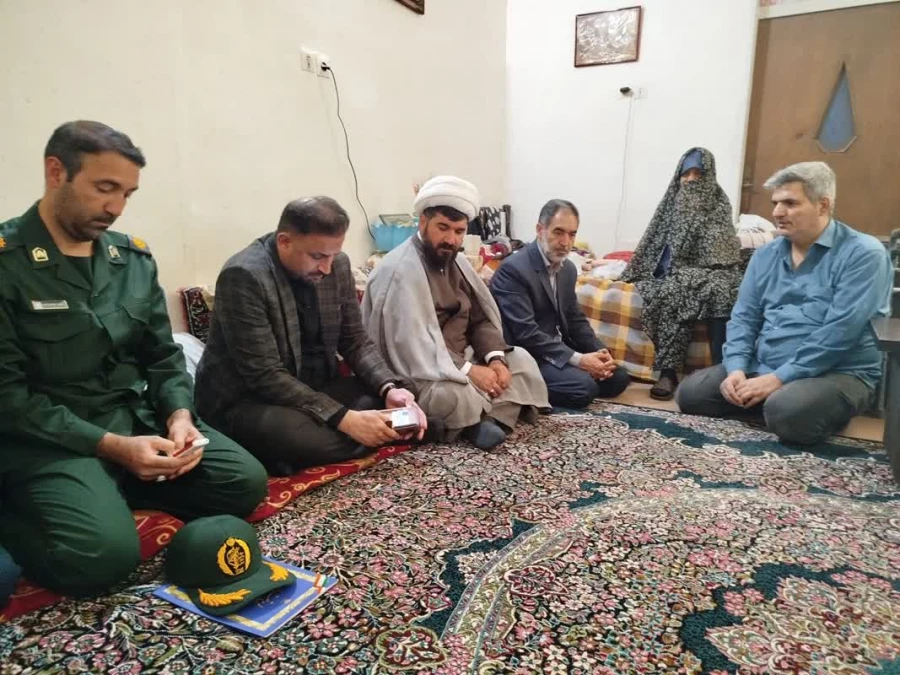 دیدار با خانواده شهید دفاع مقدس 2