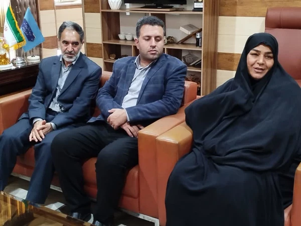 دردیداررئیس دانشگاه فرهنگیان استان کرمان ومدیر آموزش و پرورش جیرفت بر آماده سازی دانشگاه فرهنگیان مرکز جیرفت تاکید شد.  2