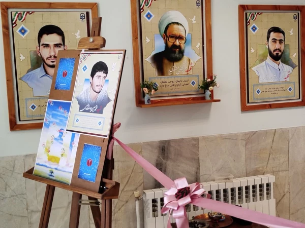 افتتاح نمایشگاه دائمی عکس شهدای • نام آوران بی نشان• 3