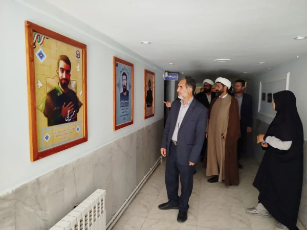 افتتاح نمایشگاه دائمی عکس شهدای • نام آوران بی نشان• 6