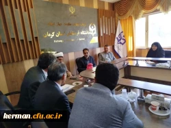 دکتر توان درجلسه شورای مدیریت دانشگاه فرهنگیان استان کرمان از تلاشهای کلیه همکاران جهت آماده سازی حوزه های مختلف دانشگاه در آغاز سال تحصیلی تقدیرکرد 6
