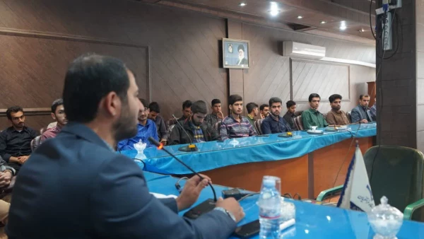 از سری سلسله نشست های آزاداندیشی در دانشگاه فرهنگیان کرمان 3