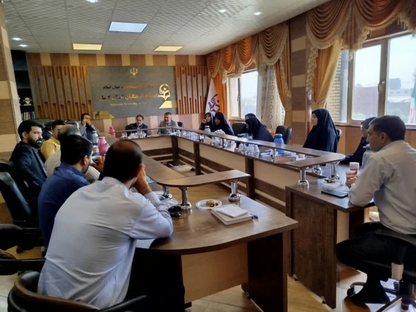 شورای دانشجویی دانشگاه فرهنگیان استان کرمان باحضور کلیه اعضا به ریاست دکتر توان رئیس دانشگاه برگزار گردید.  6