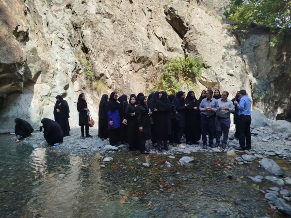 دومین روزازبرگزاری طرح رویش(استقبال ازنودانشجو معلمان)دردانشگاه فرهنگیان مرکز امیر کبیر جیرفت با حضور دکتر توان رئیس دانشگاه فرهنگیان استان کرمان  6