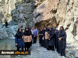 دومین روزازبرگزاری طرح رویش(استقبال ازنودانشجو معلمان)دردانشگاه فرهنگیان مرکز امیر کبیر جیرفت با حضور دکتر توان رئیس دانشگاه فرهنگیان استان کرمان  7