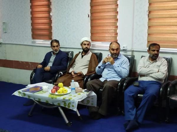 اعطای حکم مسئولیت مدیر مرکز جیرفت توسط رئیس دانشگاه فرهنگیان استان 4