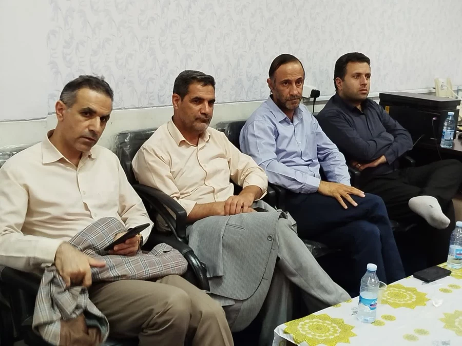 اعطای حکم مسئولیت مدیر مرکز جیرفت توسط رئیس دانشگاه فرهنگیان استان 5